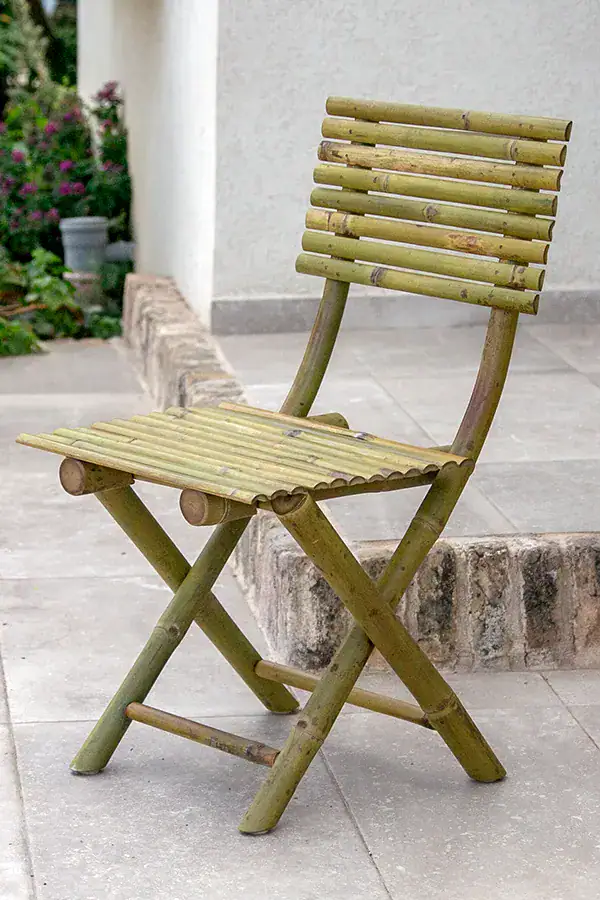 כסאות וכורסאות